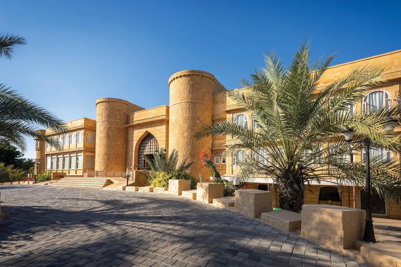 Jaisalmer Hotels | Luxury Heritage Experience at Rang Mahal