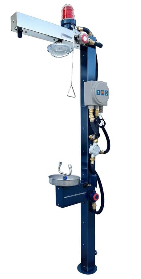 Explosion-Proof Heated Emergency Drench Shower and Eyewash Unit