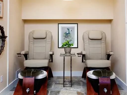 5 Essential Furniture Pieces for a Luxurious Salon & Spa | Continuum Pedicure