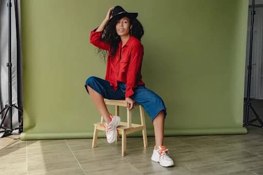 3 Essential Steps to Start a Teen Modeling Career