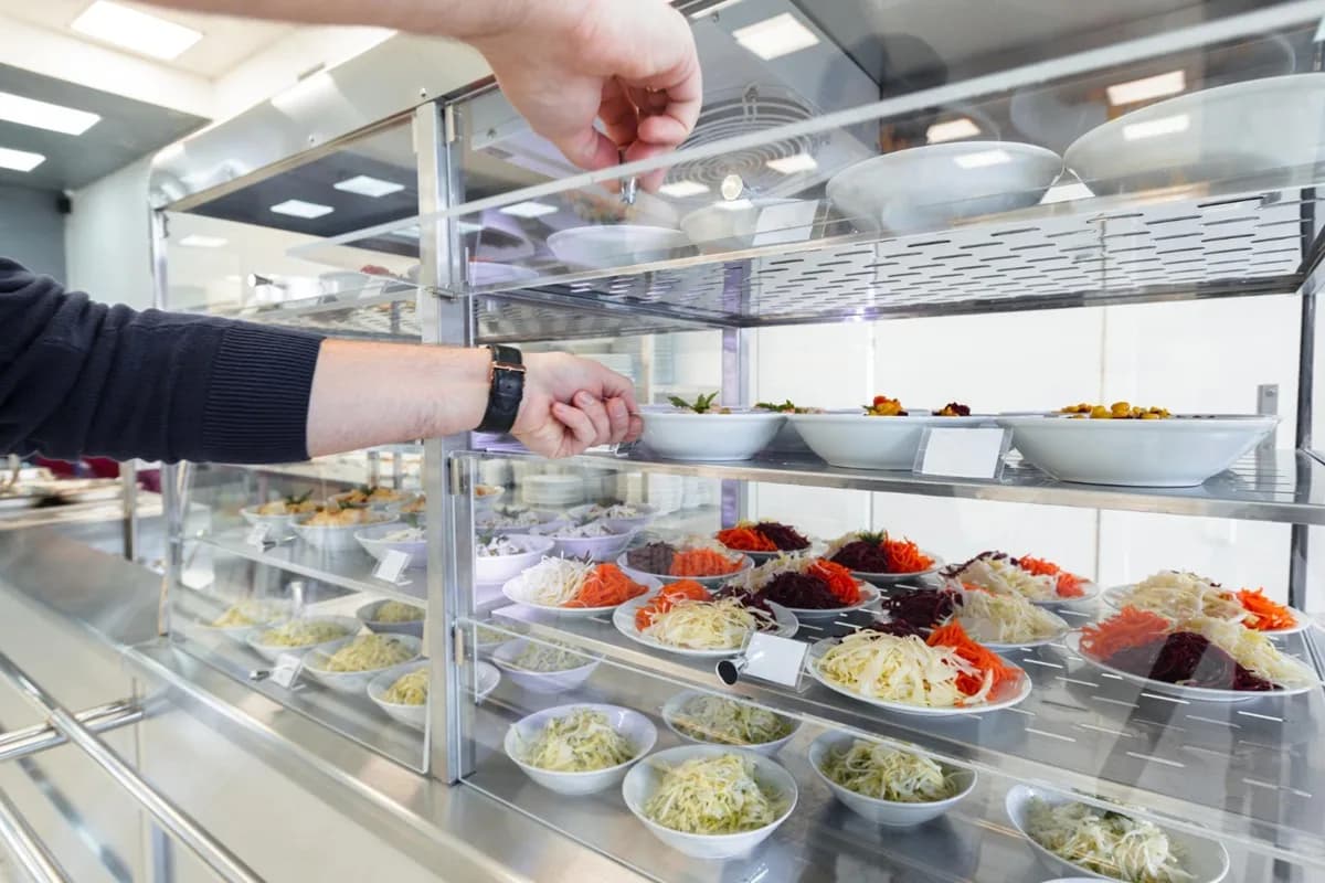 Smart Digital Cafeteria Management – Simplify Your Food Operations