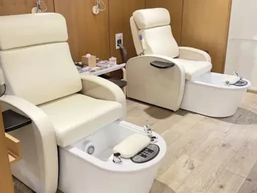 2026 Pedicure Chair Trends for Modern Salons and Spas