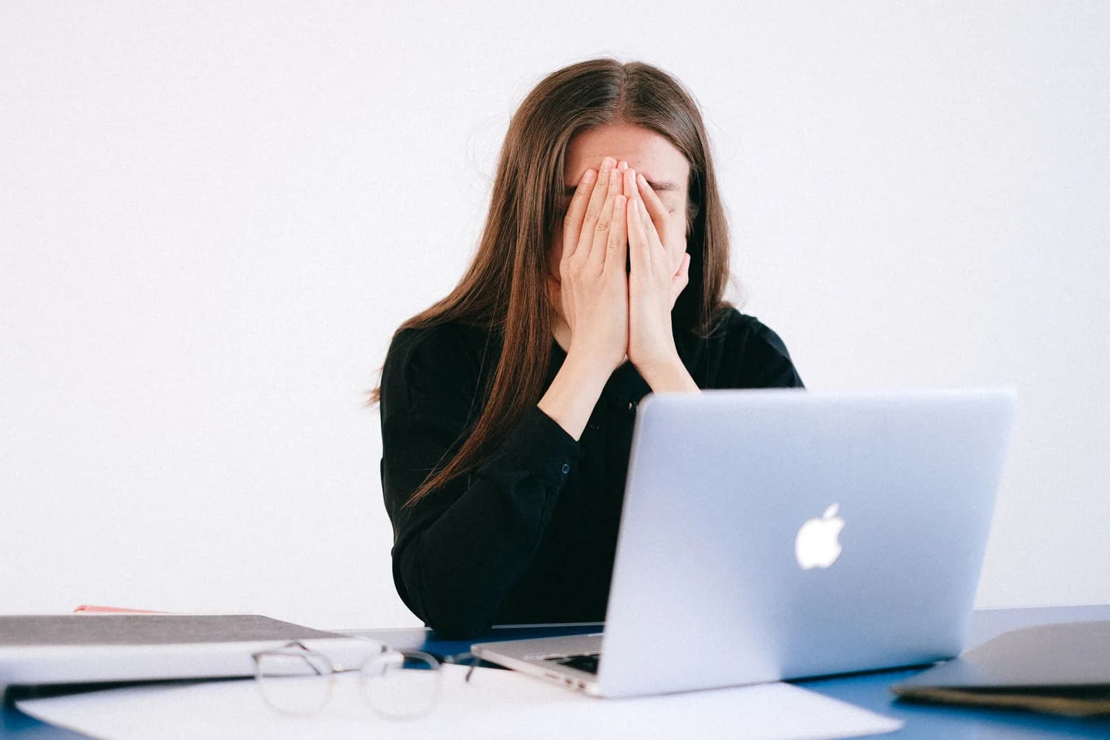 Ayurvedic Care for Migraine Relief in Noida