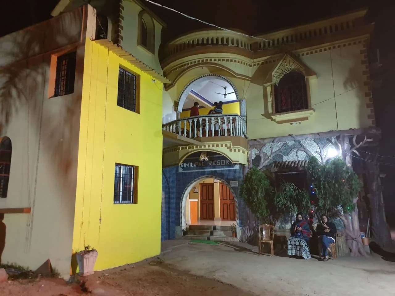 hotels in bangiriposi