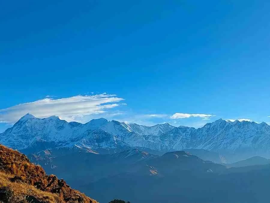 Brahmatal Trek – A Peaceful Himalayan Escape