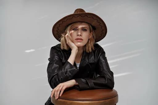 Essential Traits Every Successful Female Model Should Develop
