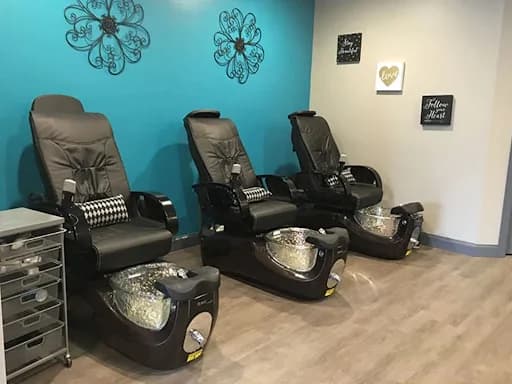 Top 7 Pedicure Chairs for Comfort and Relaxation