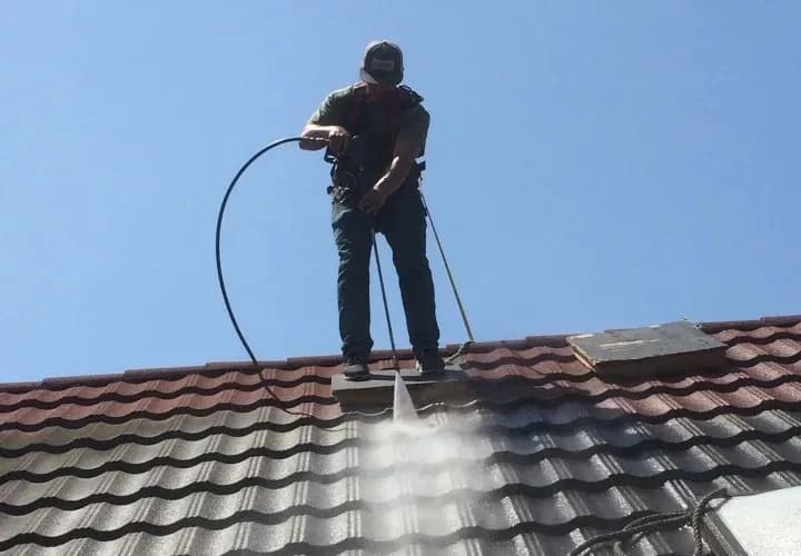 Pressure Washing Services Seattle | Free Estimates