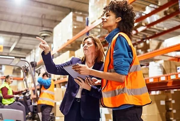 Dynamics 365 for Transport and Logistics to Optimize Fleet & Route Workflows