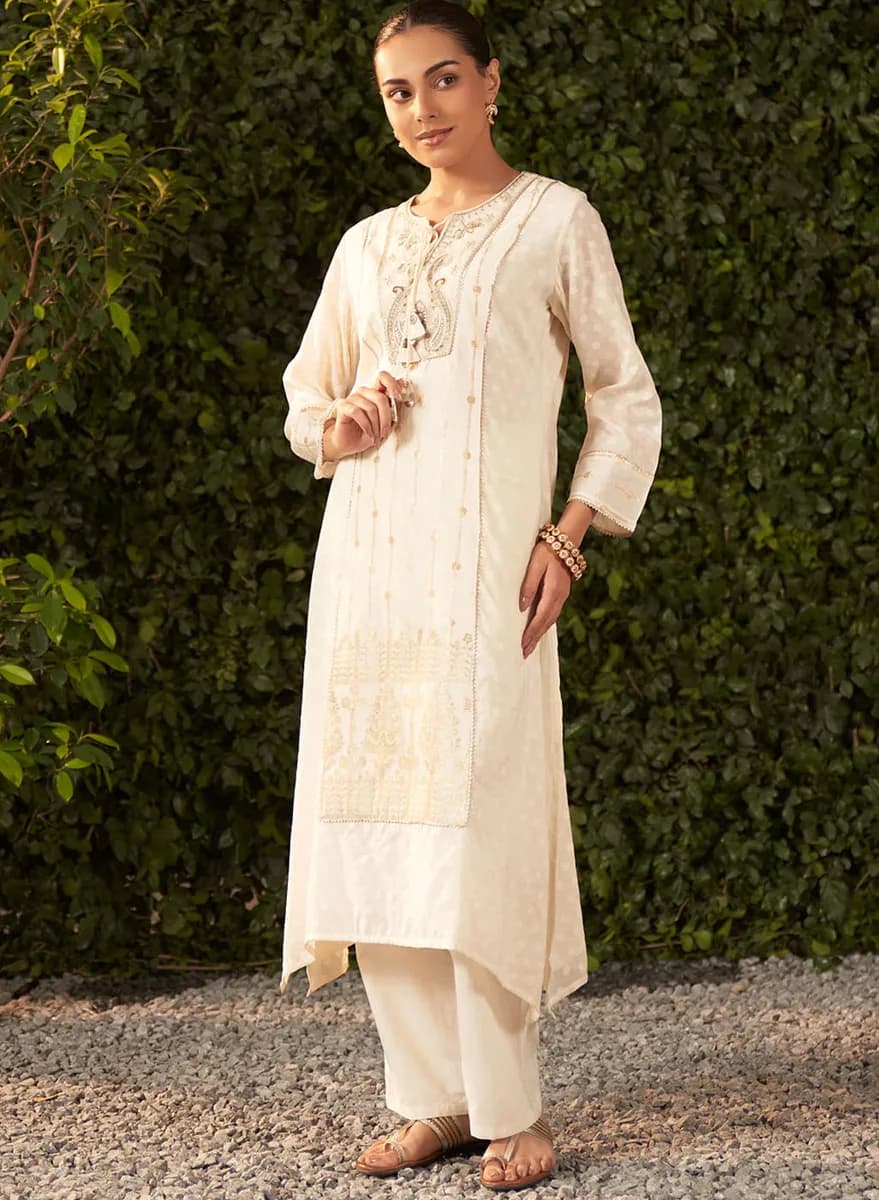 Lakshita Fashion Blossom Royal Ivory Embroidered Chanderi Kurta Set