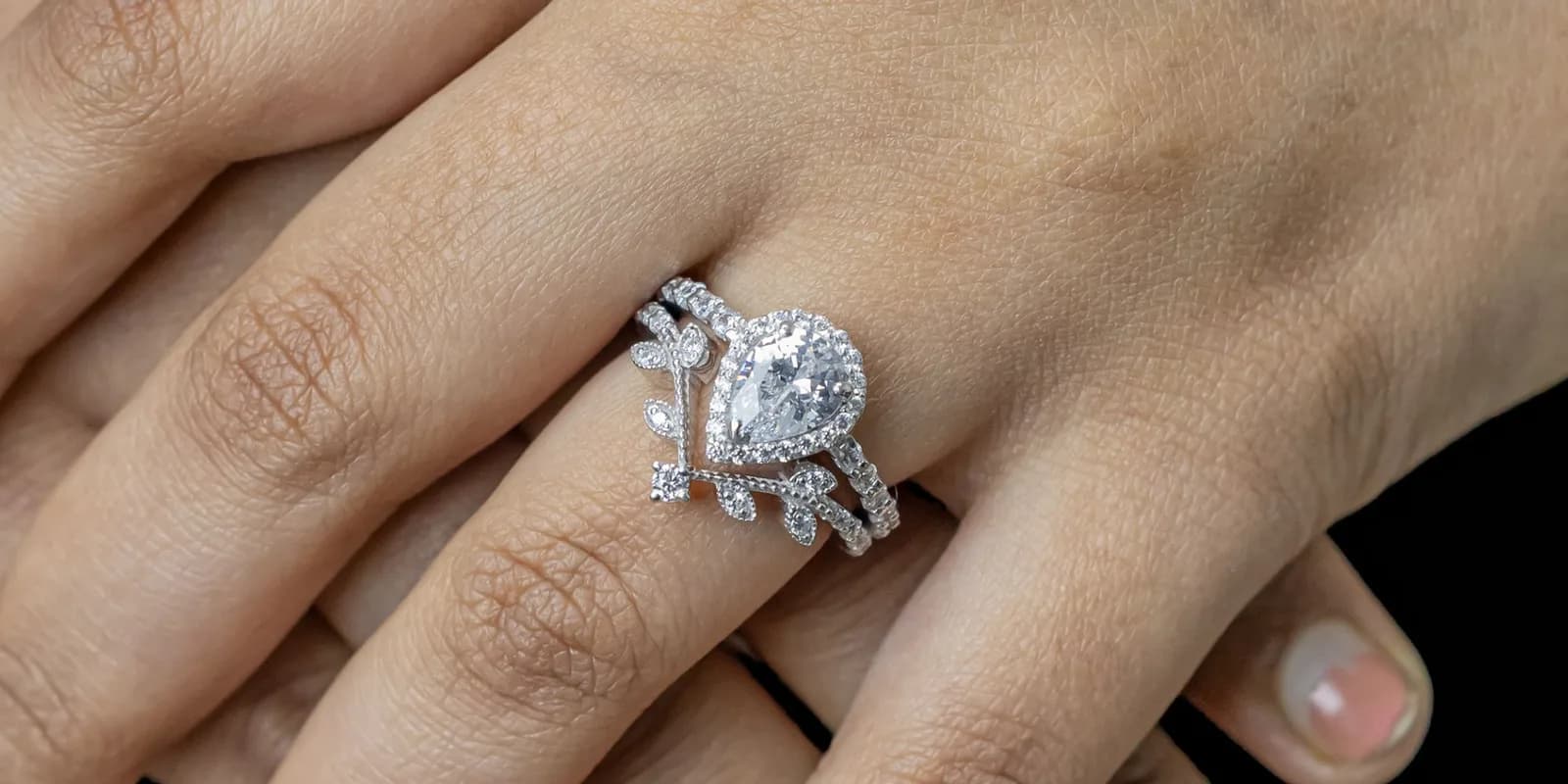 Shop Lab-Grown & Black Diamond Engagement Rings for Women