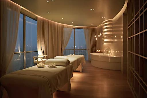Portable Pedicure Chairs and Relaxation Accessories for Spa Setups