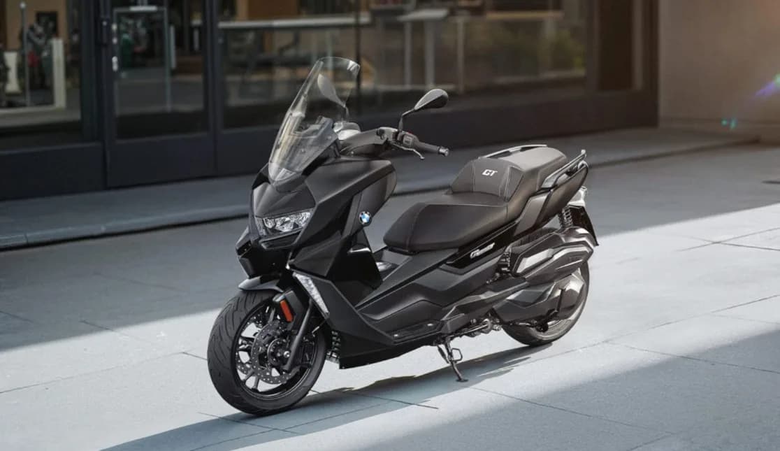 Powerful Scooter with Modern Features - BMW C 400 GT