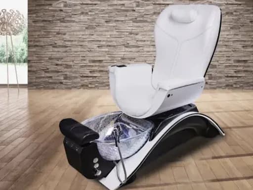 Create the Perfect Salon Experience with Continuum Pedicure