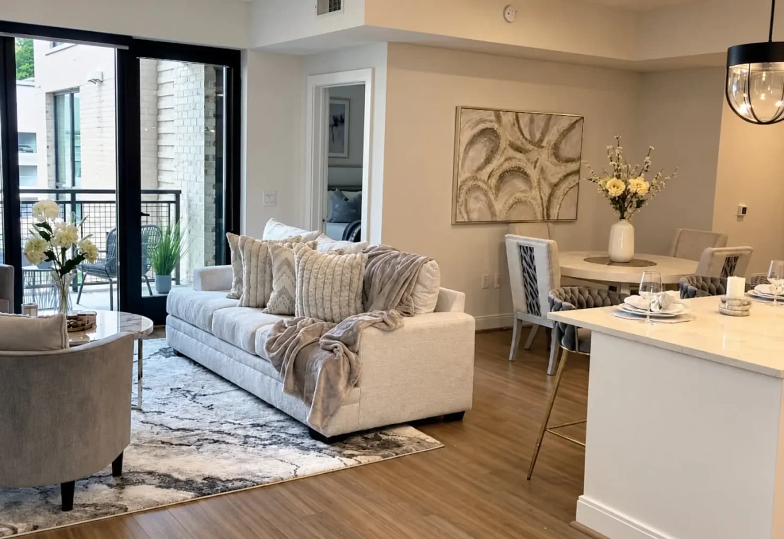Find Comfortable City Living with Rent One Bedroom Apartment Near Me