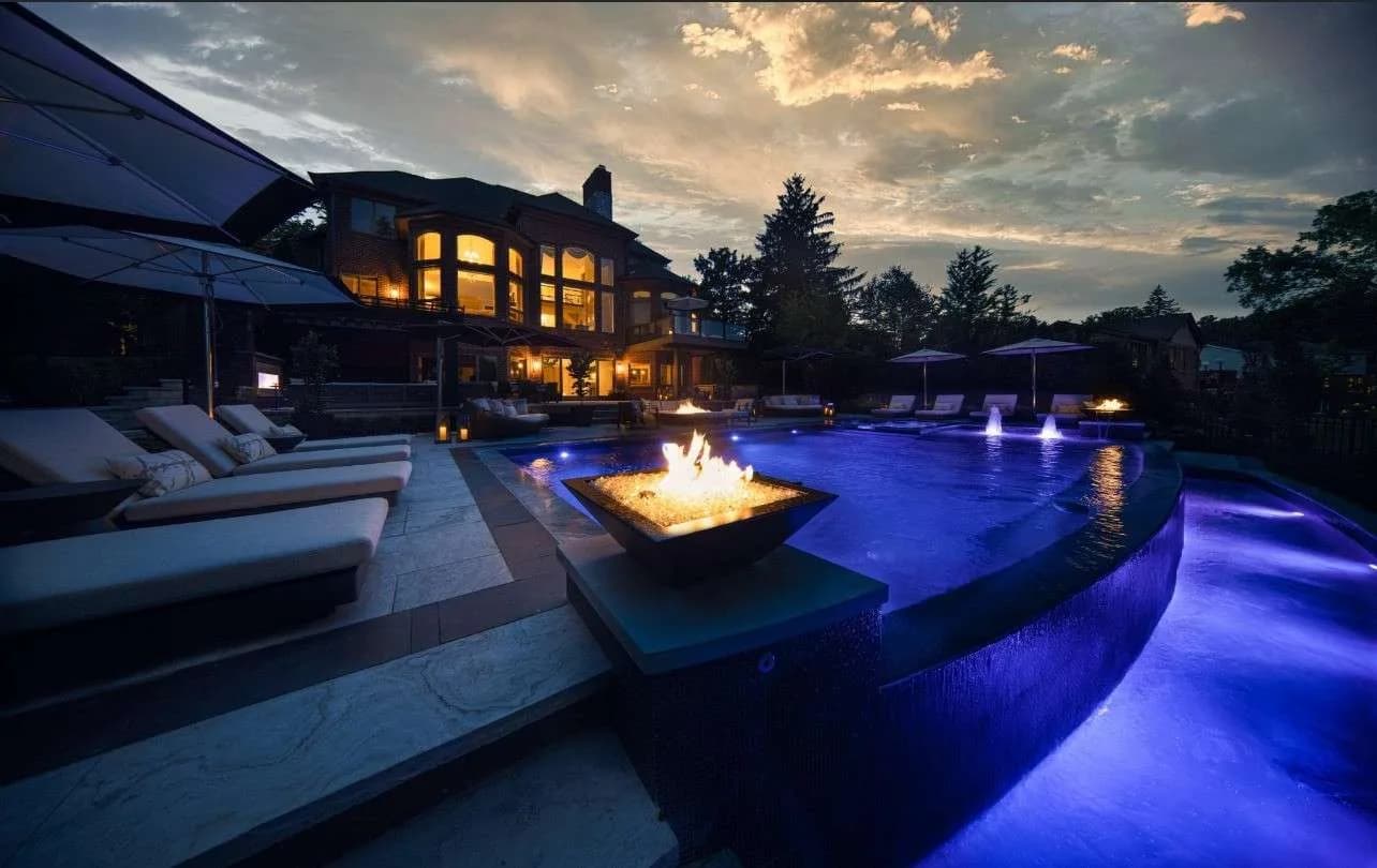 Luxury Outdoor Wood Fire Pit Michigan | Custom Backyard Fire Features