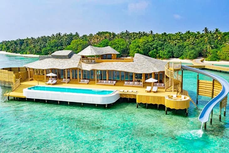 resort in maldives with private pool