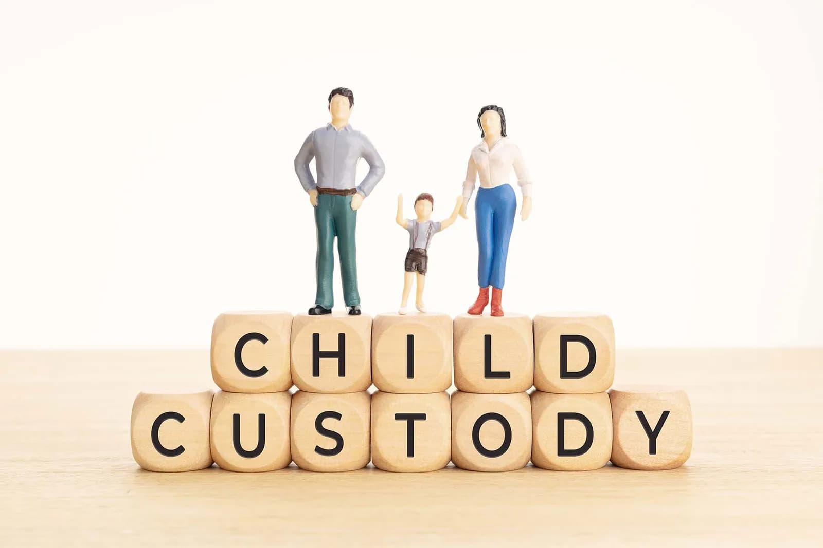 Best Child Custody Lawyer in Noida | Adv Atulay Nehra