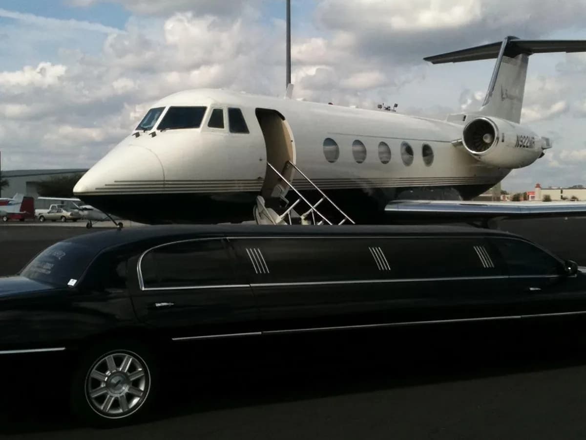 Experience Reliable Travel With Professional Limo Transportation In Denver 