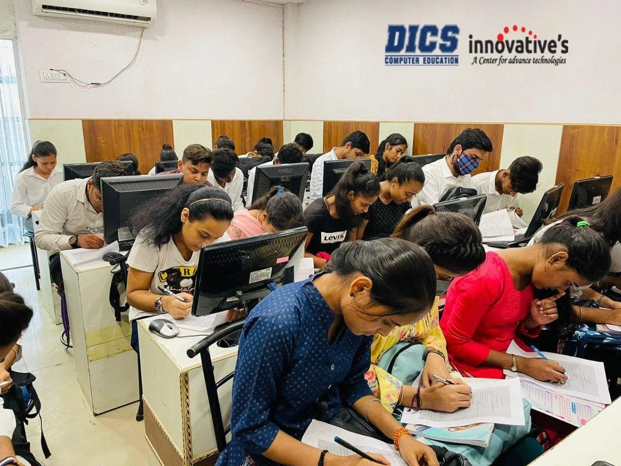 Best Computer Institute in Delhi – Advanced IT & Professional Training