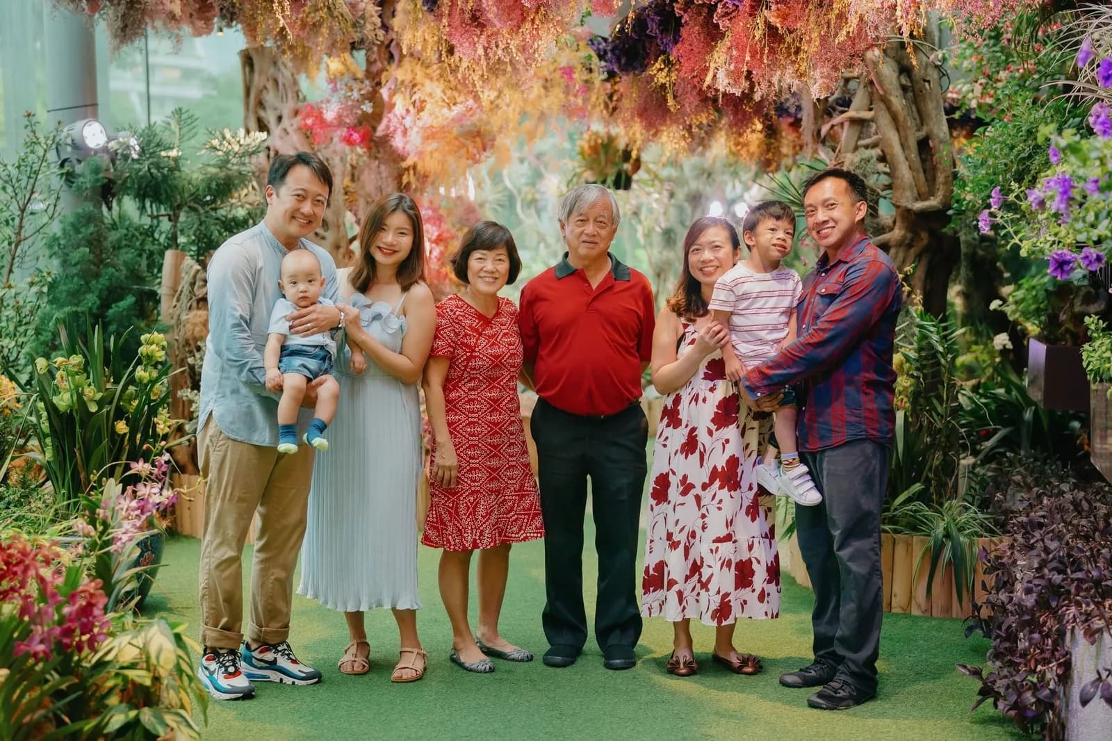 Couple Photoshoot Singapore: Capture Your Love Story in Beautiful Frames