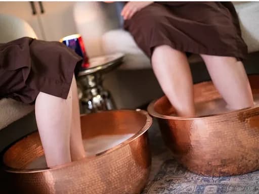 7 Pedicure Chairs for a More Relaxing Spa Experience