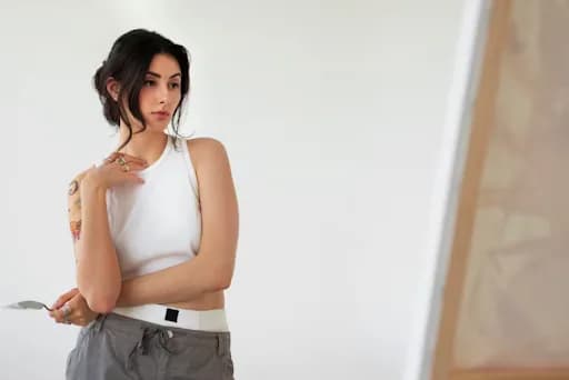 Build Your Glamour Modeling Career with Confidence | Studio 1
