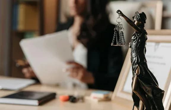 Litigation and Dispute Advisory