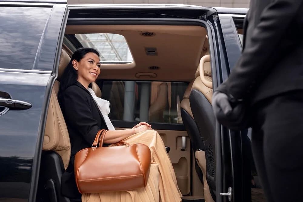 Book Private Airport Transfer Services with Matrix Limos
