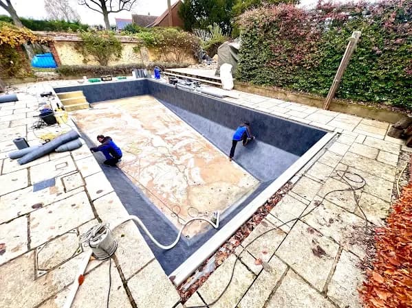 Pool Cleaning and Service Amersham Trusted Local Pool Specialists