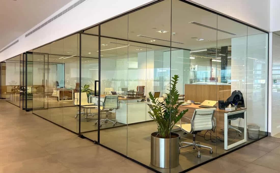 Glass Work Services for Hyderabad Homes by Trained Specialists