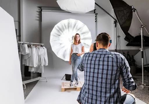 5 Essential Tips for Building a Standout Modeling Portfolio